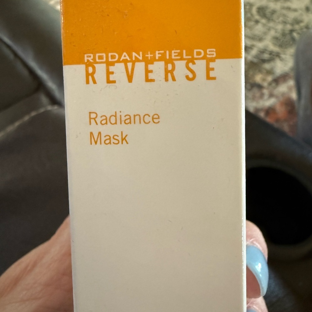 Rodan+Fields Reverse Radiance Mask - Picture 2 of 5